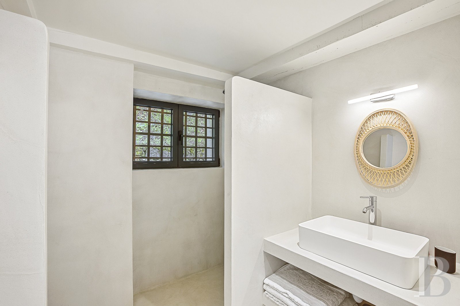 A former 19th-century water mill in the heart of nature north-west of Grasse in Alpes-Maritimes - photo  n°23